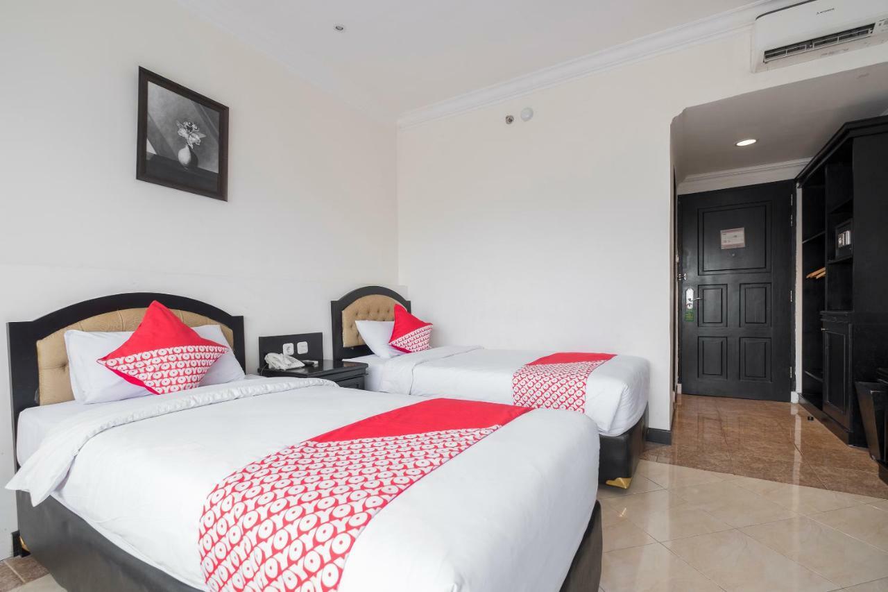 Hotel Sutomo Makassar Exterior foto