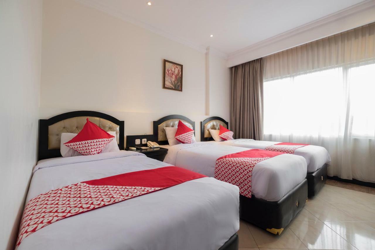 Hotel Sutomo Makassar Exterior foto